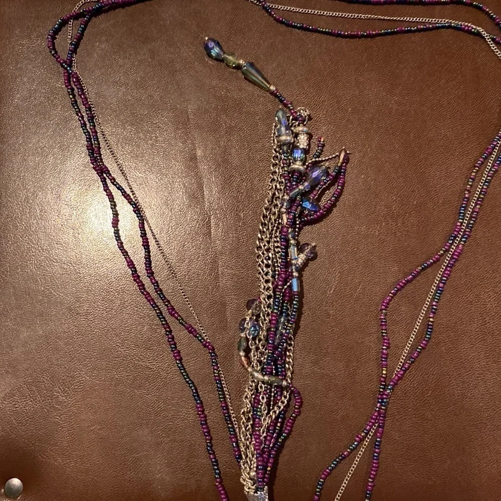 BREATH taking Triple strand necklace with long tassels - Picture 3 of 5